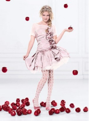 Nina (compare to Nina Ricci)