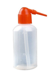  Squeeze bottle for distilled water, lock end, Wash Bottle 250 ml