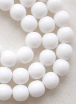 White Vitamin E Beads 7-9mm (Wet)