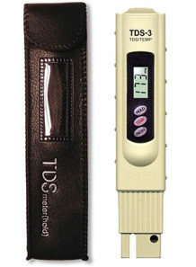  TDS meter measures water quality